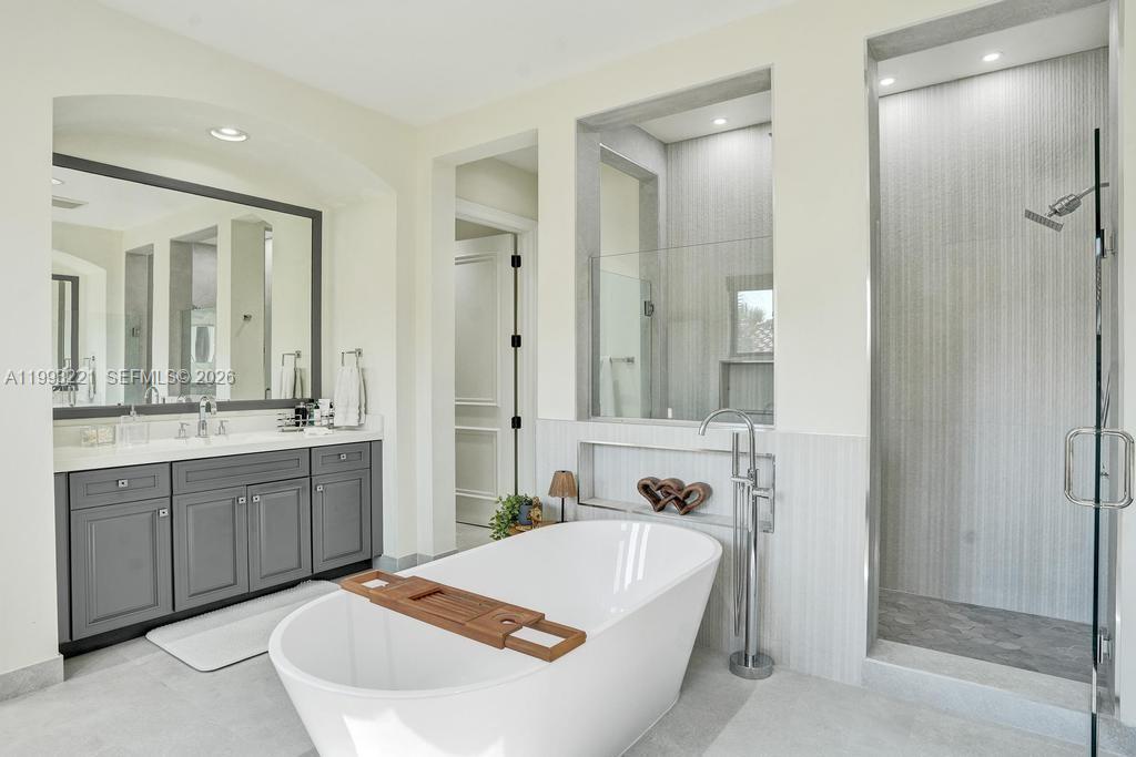 PARKLAND GOLF AND COUNTRY - Residential