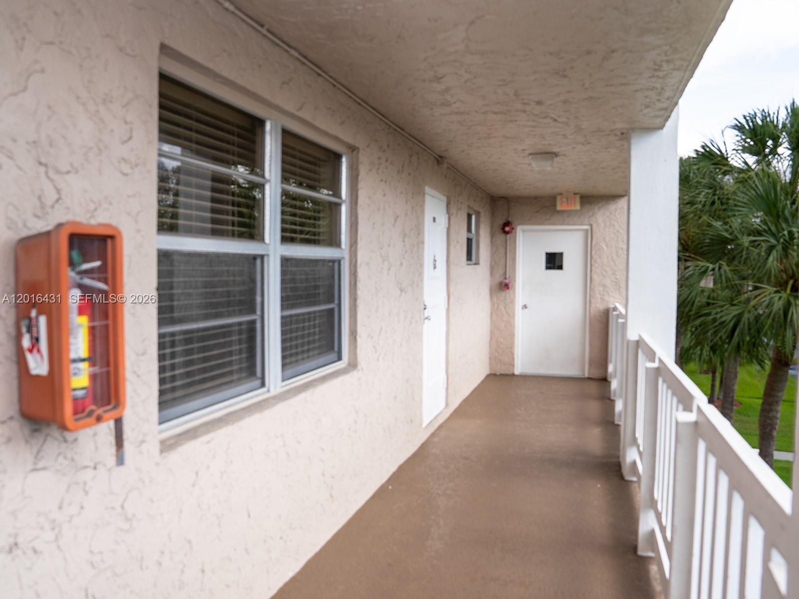 SHERWOOD SQUARE CONDOMINI - Residential