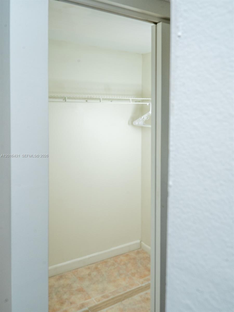 SHERWOOD SQUARE CONDOMINI - Residential