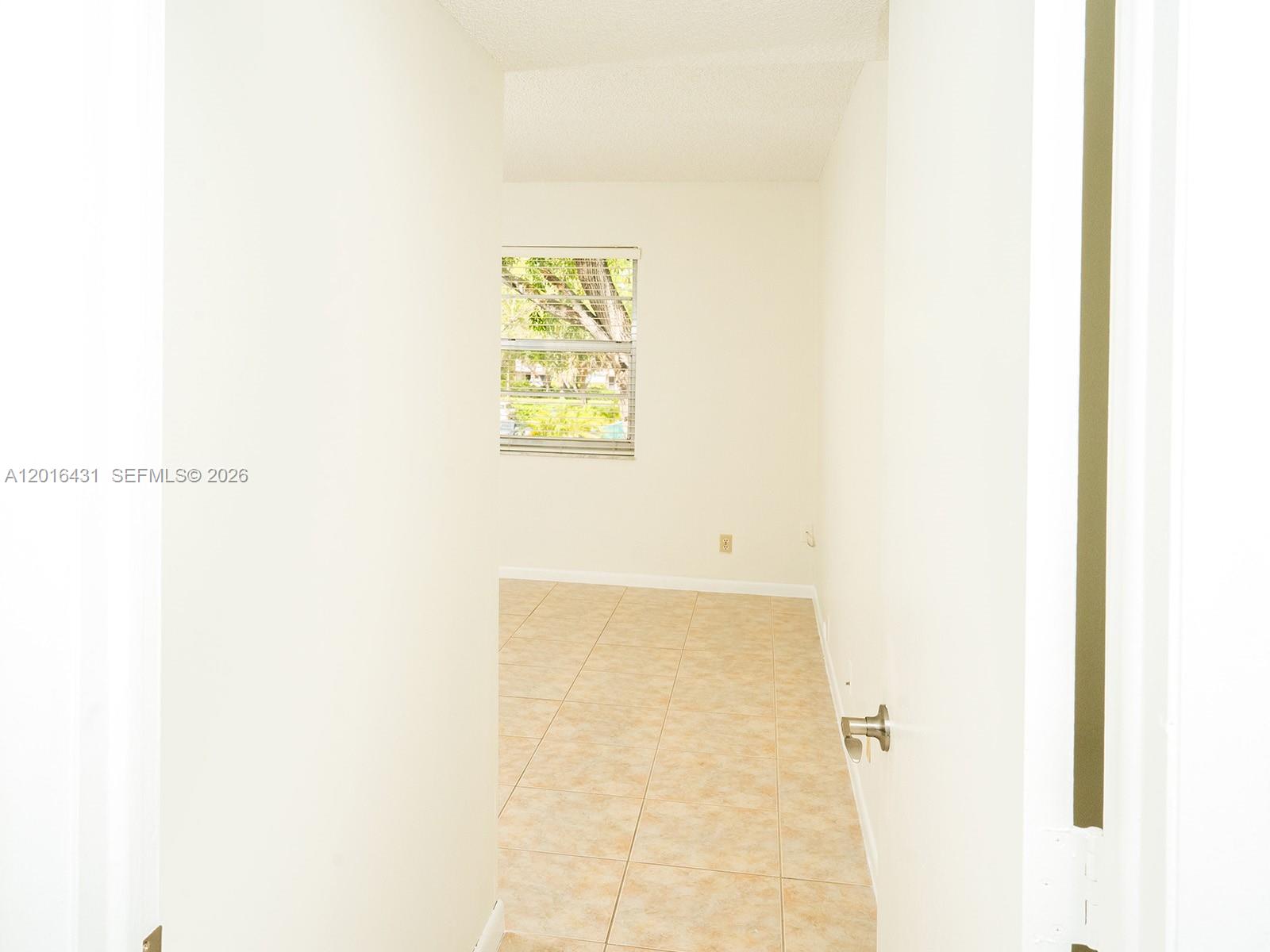 SHERWOOD SQUARE CONDOMINI - Residential