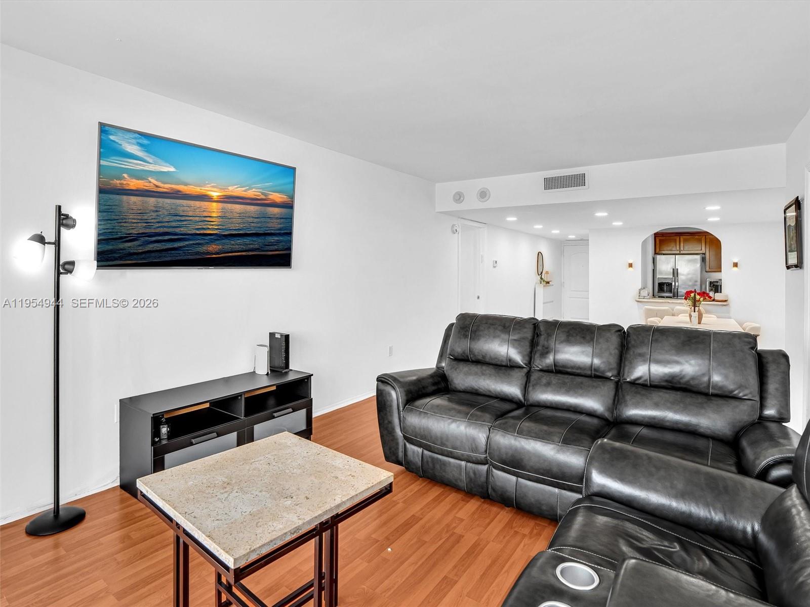 AVENTURA ELDORADO CONDO - Residential