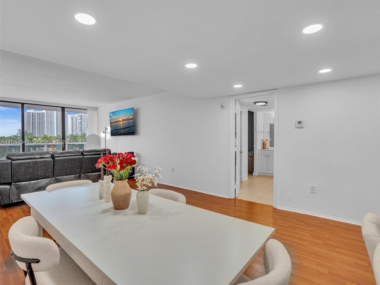 AVENTURA ELDORADO CONDO - Residential