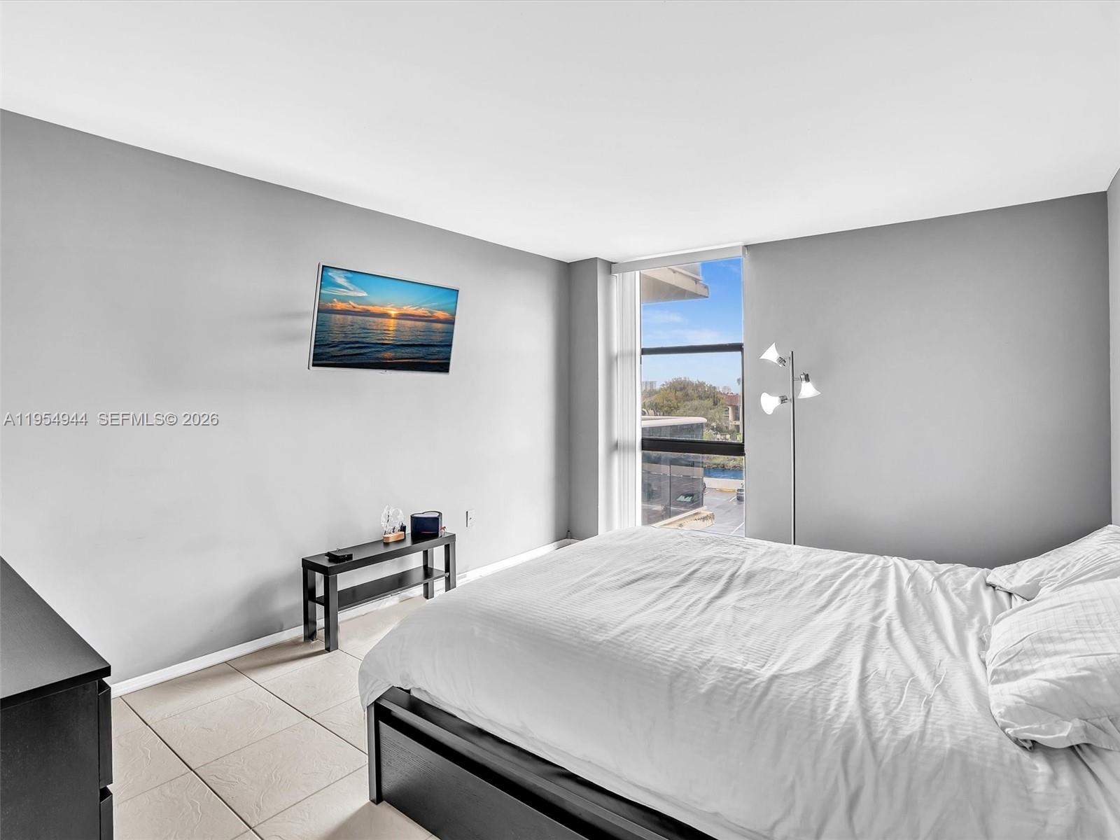 AVENTURA ELDORADO CONDO - Residential