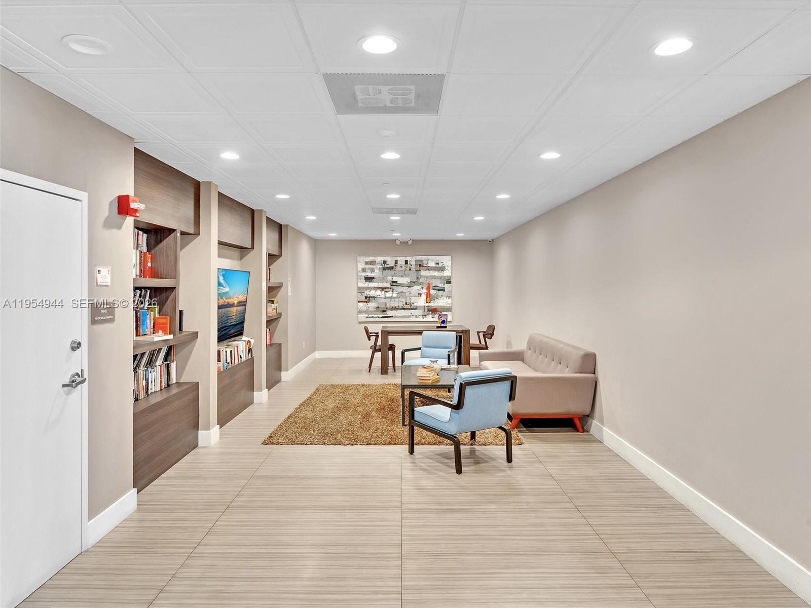 AVENTURA ELDORADO CONDO - Residential