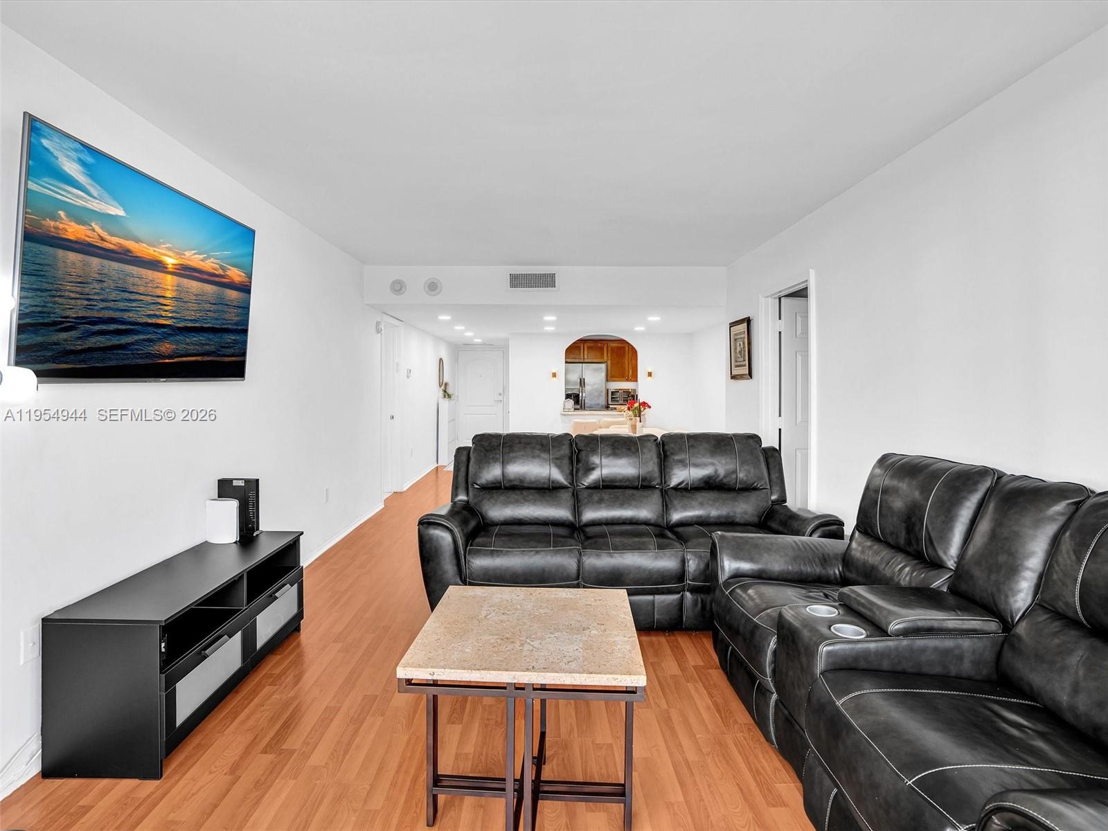 AVENTURA ELDORADO CONDO - Residential