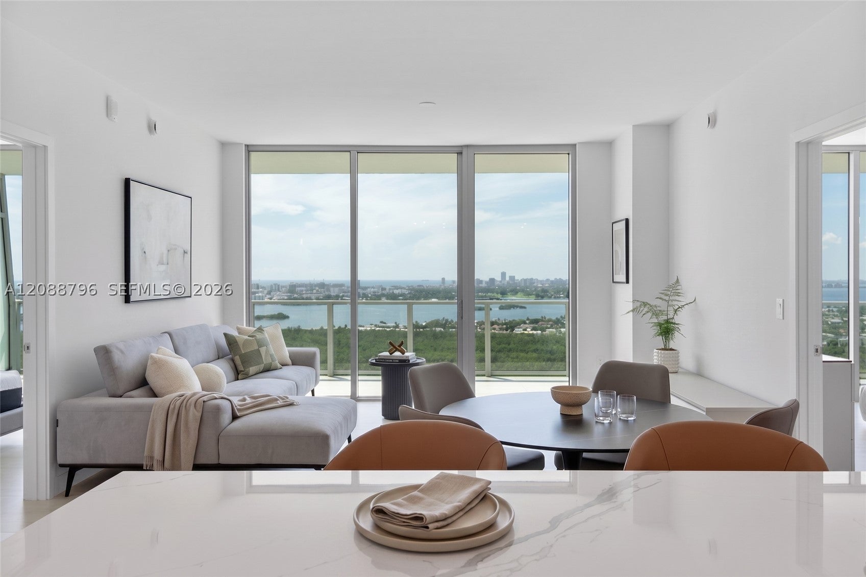 2411 laguna cir 2802