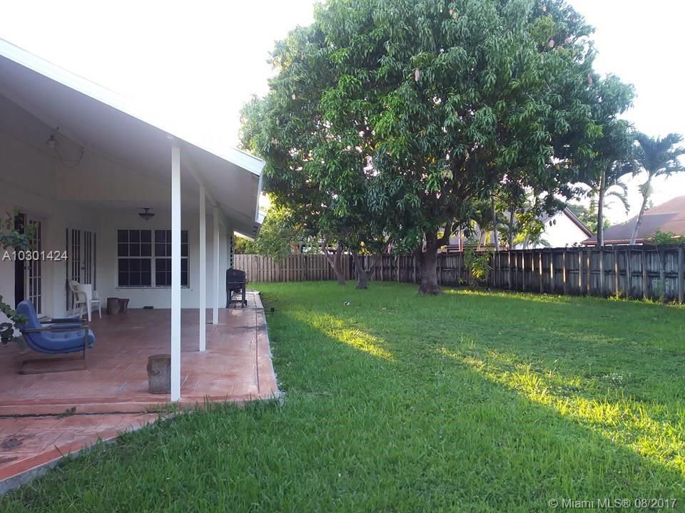 LINDGREN WEST - Residential Lease