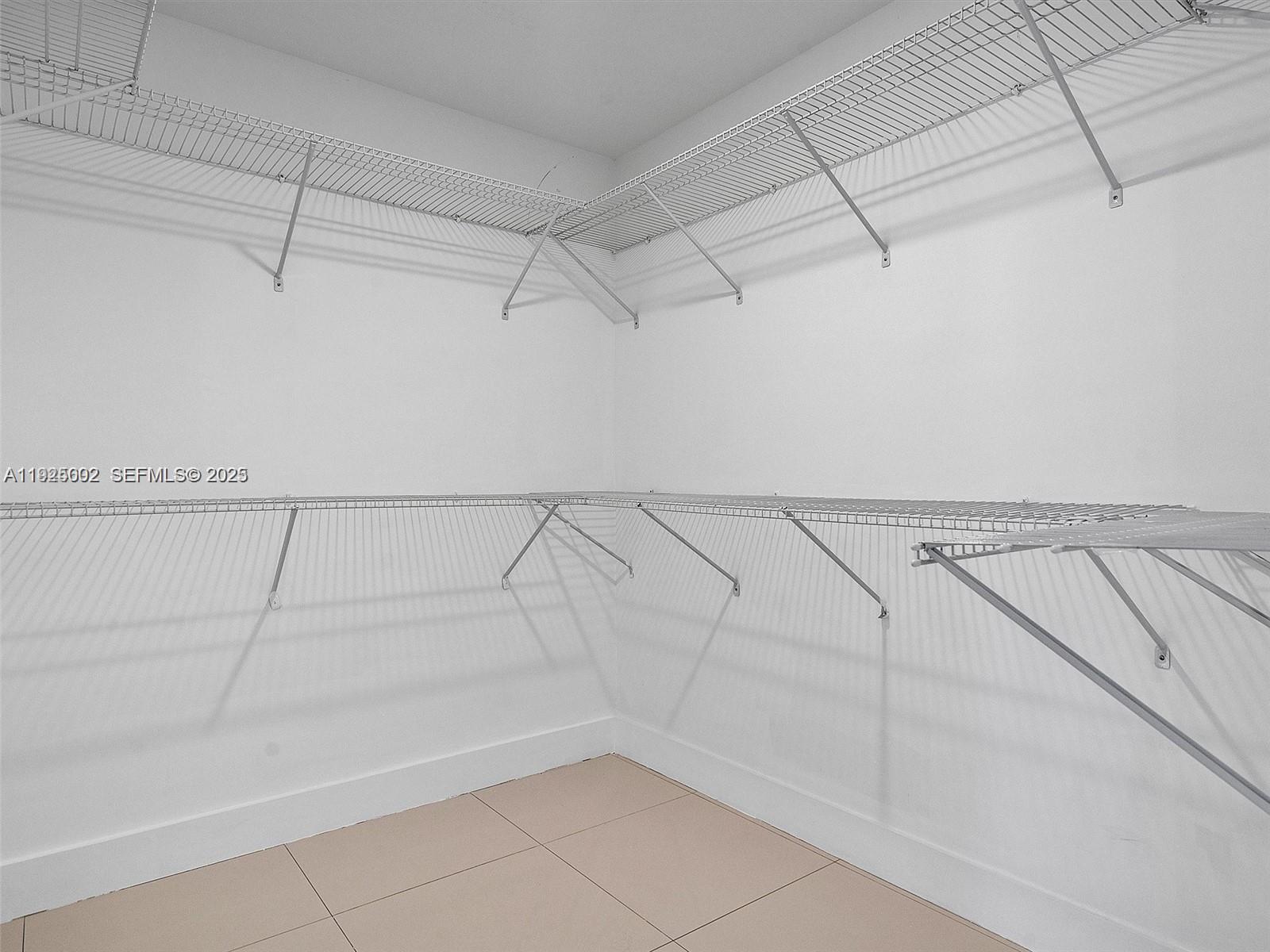 THE IVORY RESIDENCE CONDO - Residential Lease