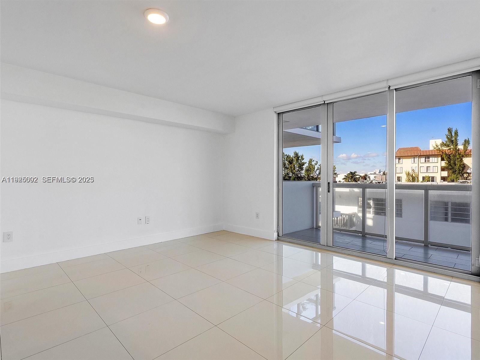 THE IVORY RESIDENCE CONDO - Residential Lease