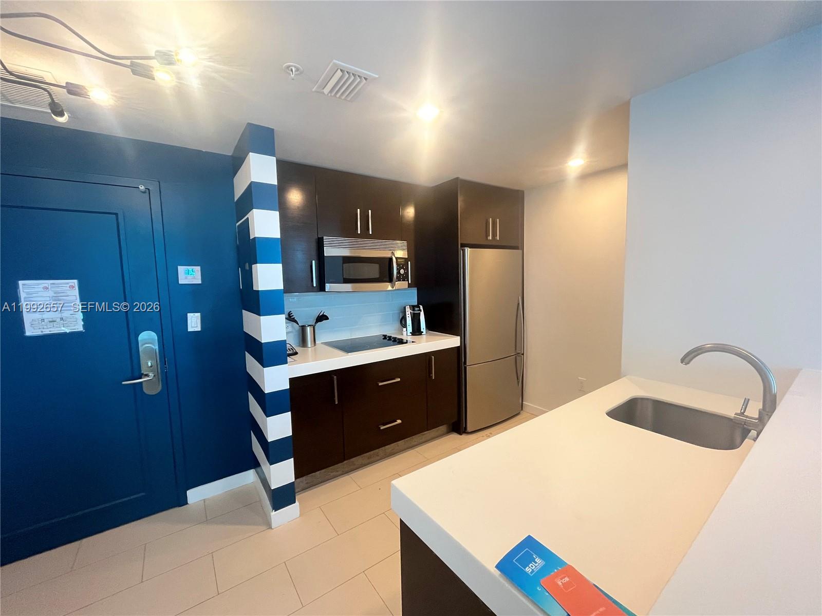 17315 Collins Ave 2408