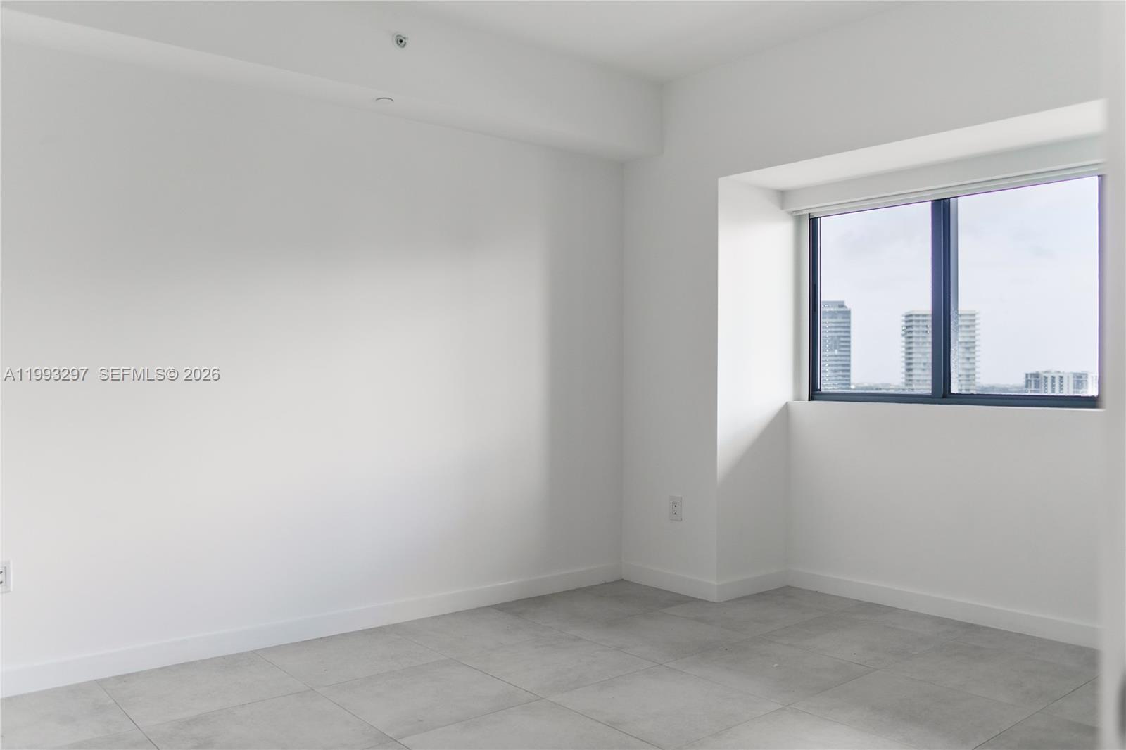 PARAISO BAY CONDO - Residential