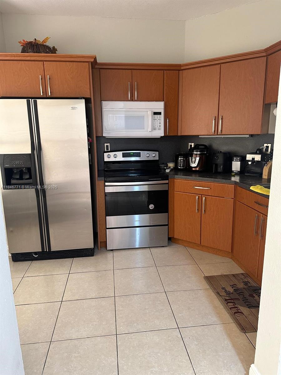 13050 SW 88th Ter N 106