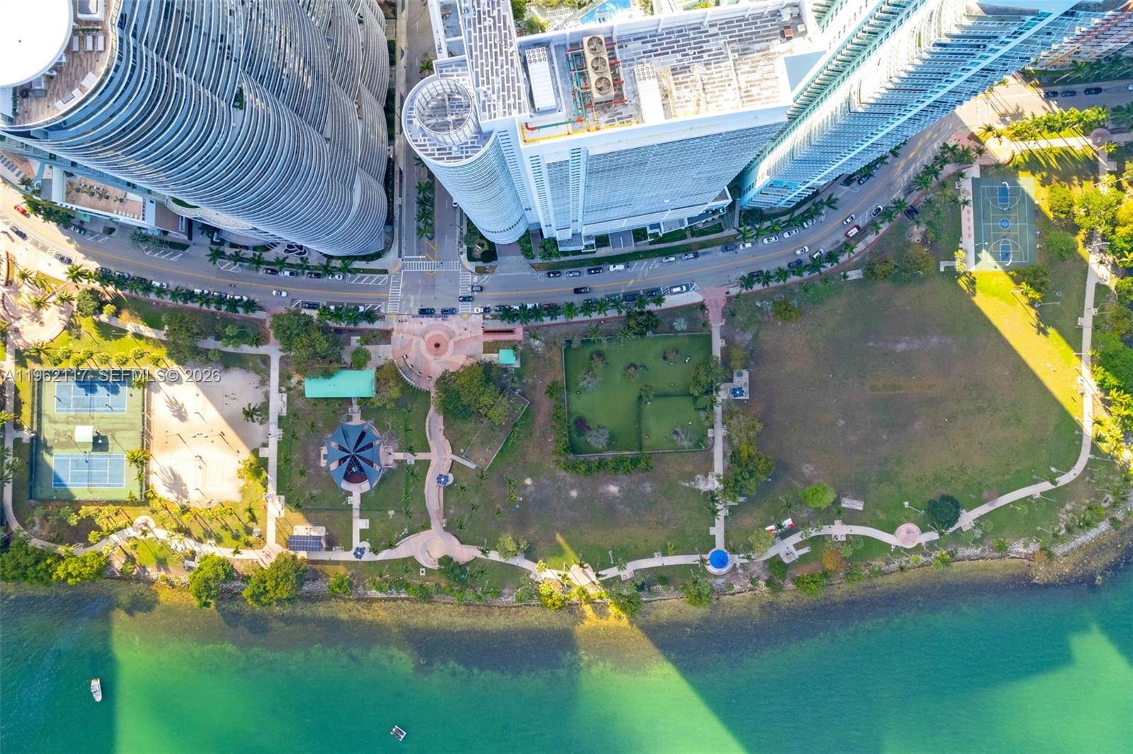 CITE CONDO - Residential