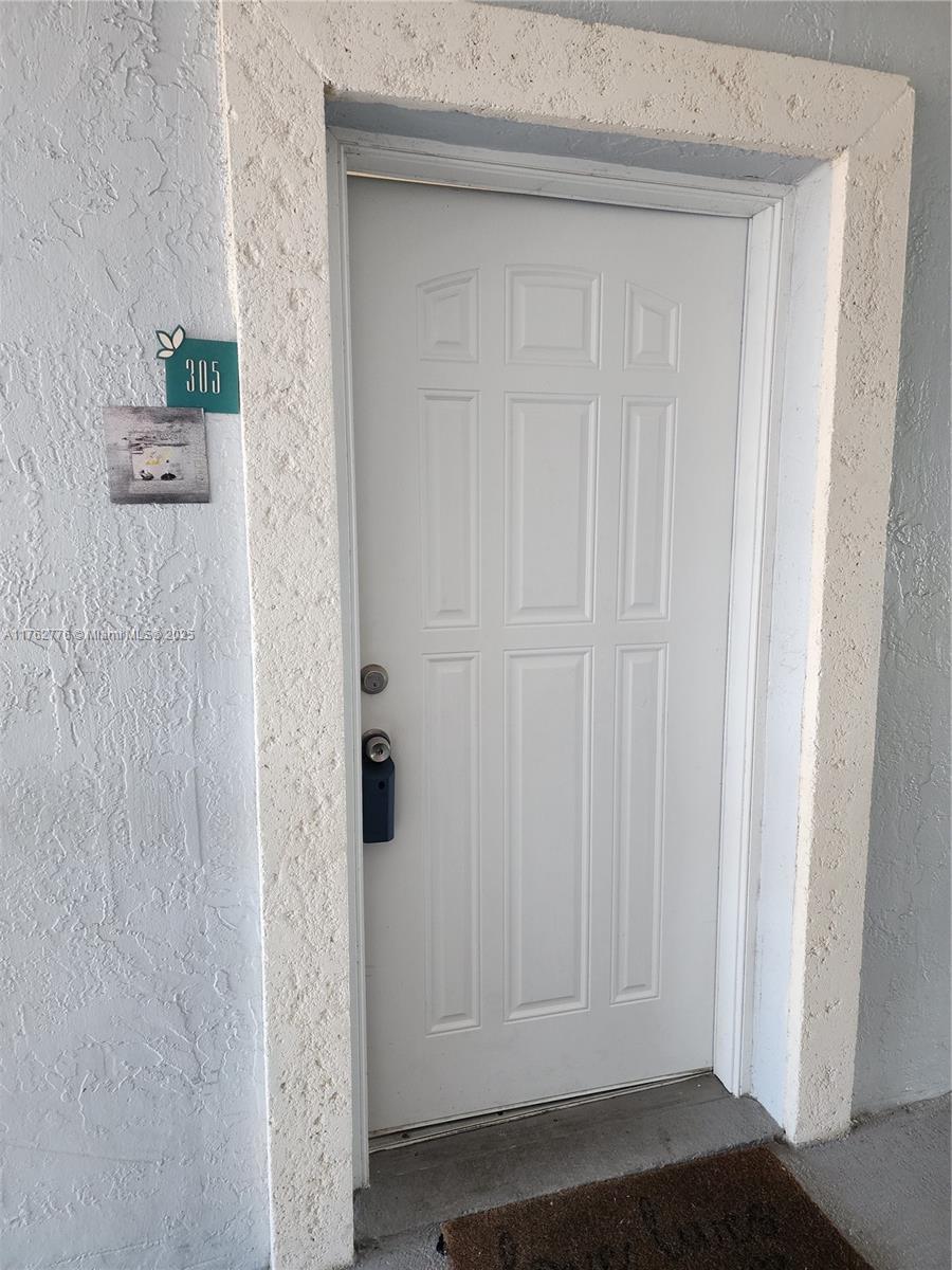 Property for Sale at Address Not Disclosed, Cutler Bay, Miami-Dade County, Florida - Bedrooms: 2 
Bathrooms: 2  - $280,000
