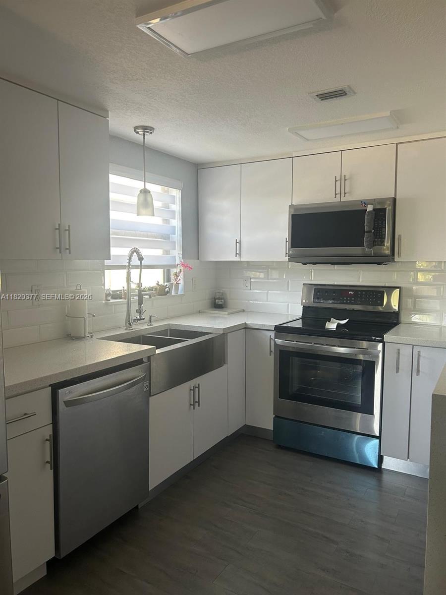 KENLAND BEND NORTH CONDO - Residential