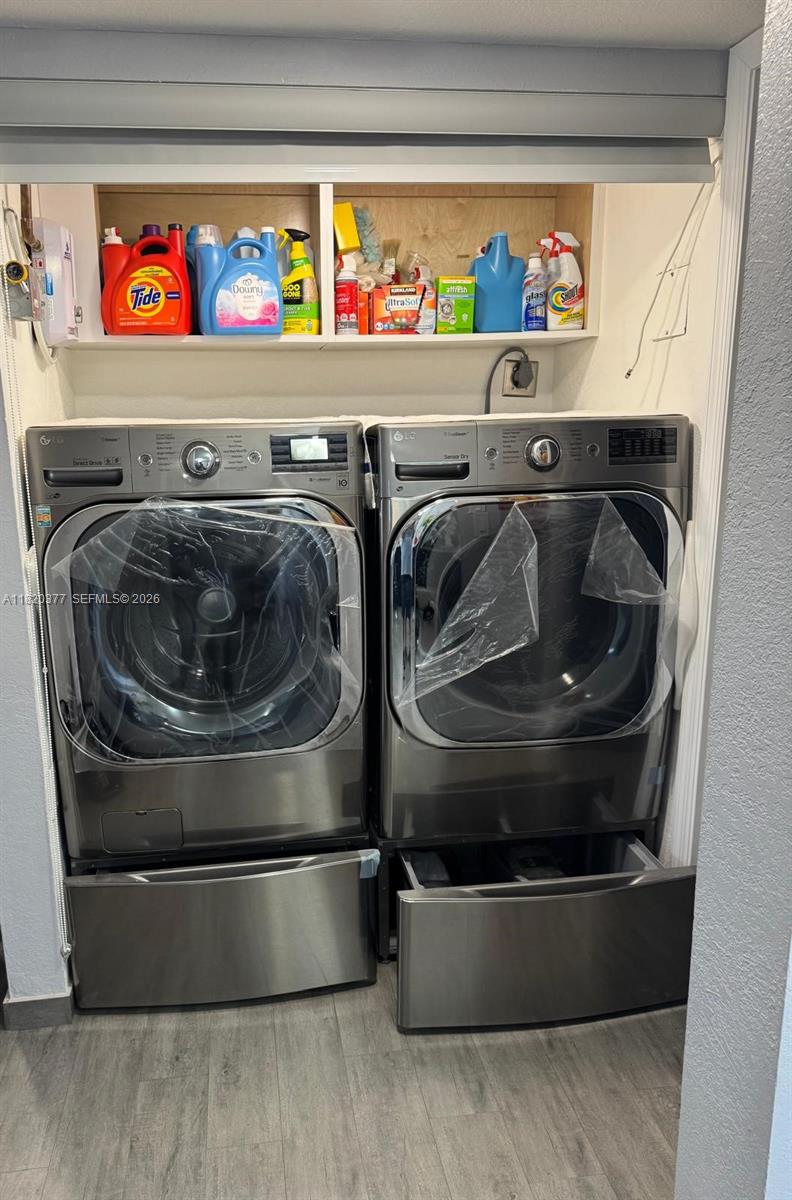 KENLAND BEND NORTH CONDO - Residential