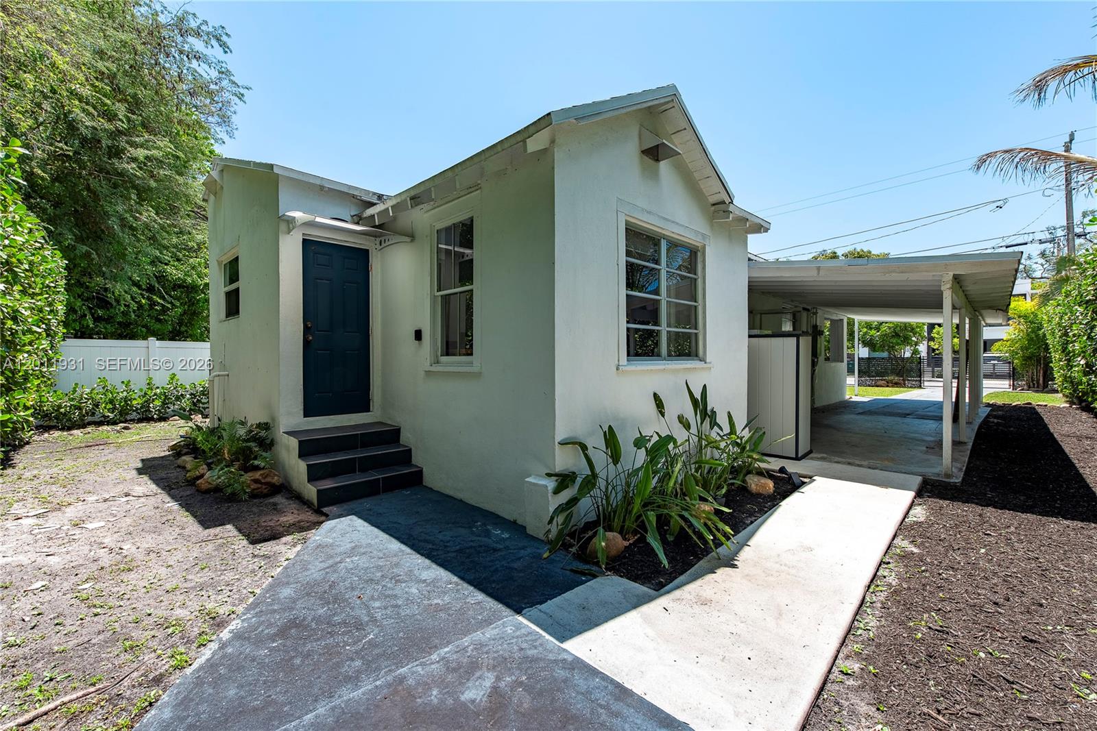 3655 Oak Ave 3655