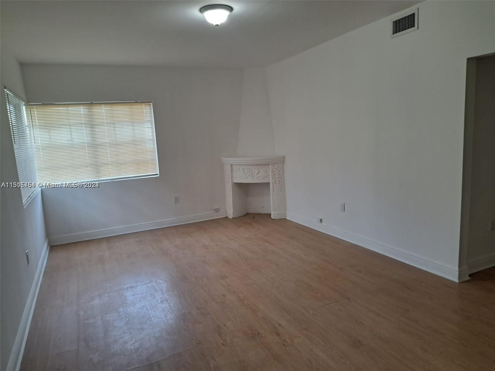 Miami Beach, Florida 33139, United States, 2 Bedrooms Bedrooms, ,1 BathroomBathrooms,Residential,Active,67656