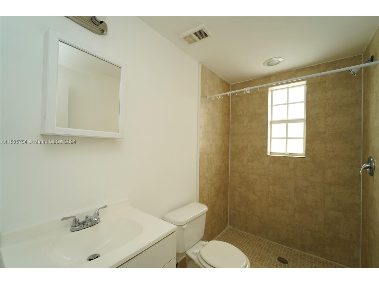 Miami Beach, Florida 33139, United States, 2 Bedrooms Bedrooms, ,1 BathroomBathrooms,Residential,Active,67656