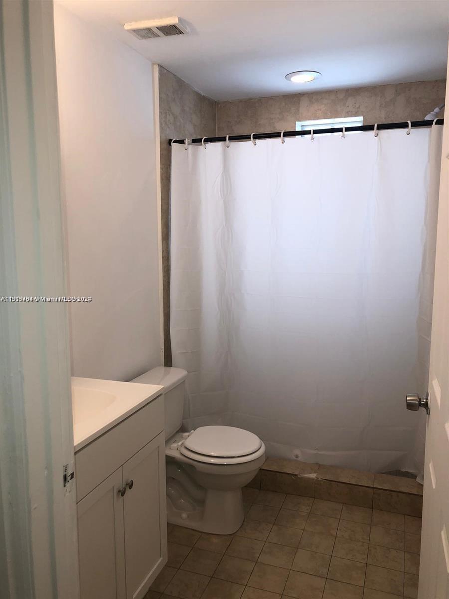 Miami Beach, Florida 33139, United States, 2 Bedrooms Bedrooms, ,1 BathroomBathrooms,Residential,Active,67656