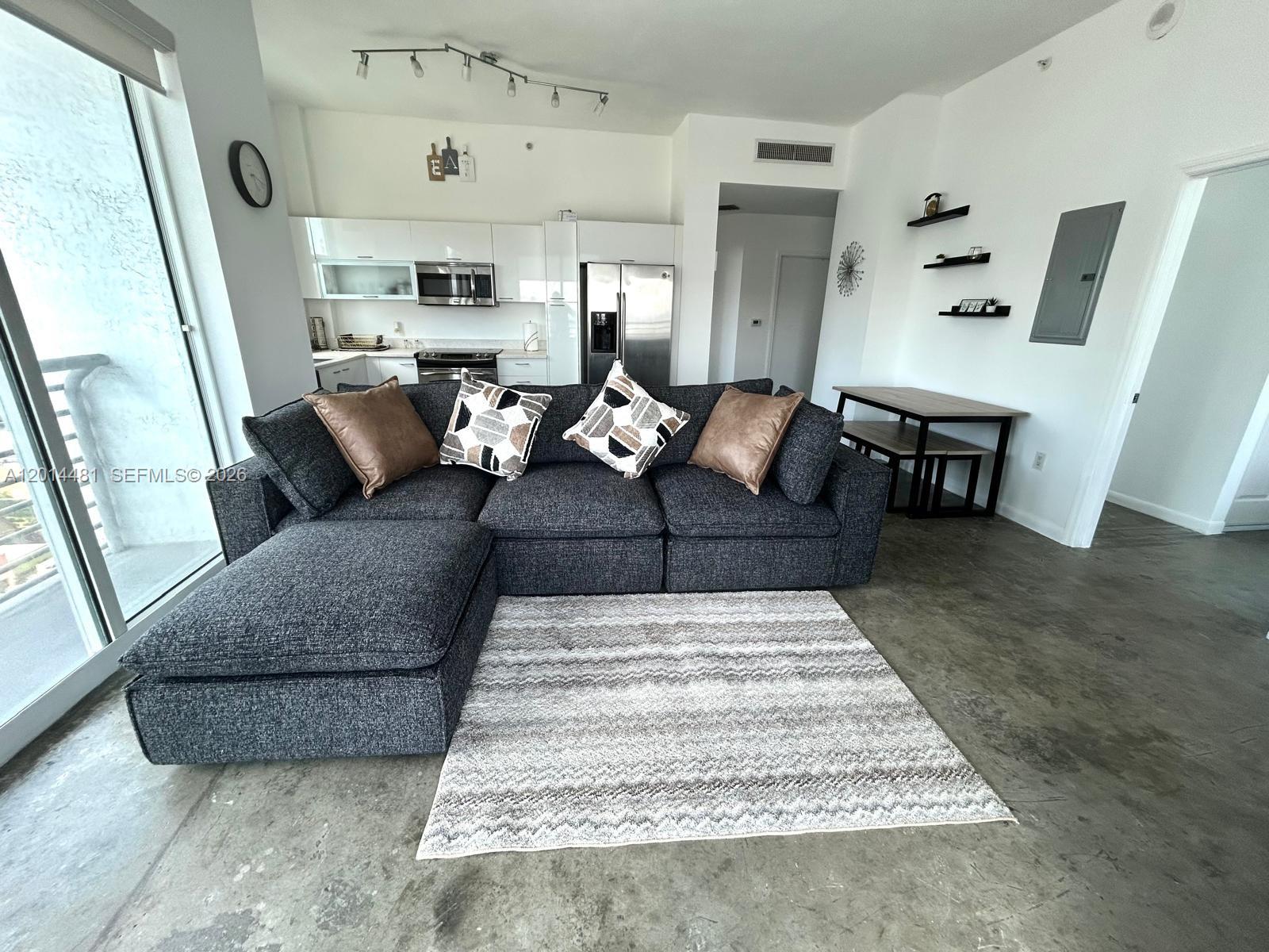 THE LOFT DOWNTOWN II CONDO - Residential Lease