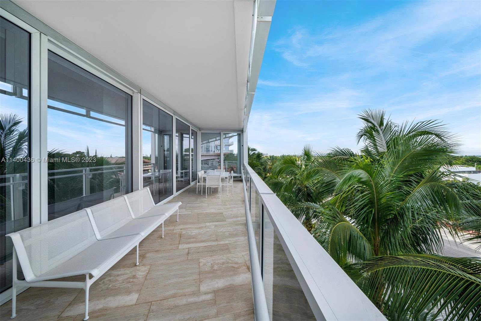 SURF CLUB CONDO - Residential