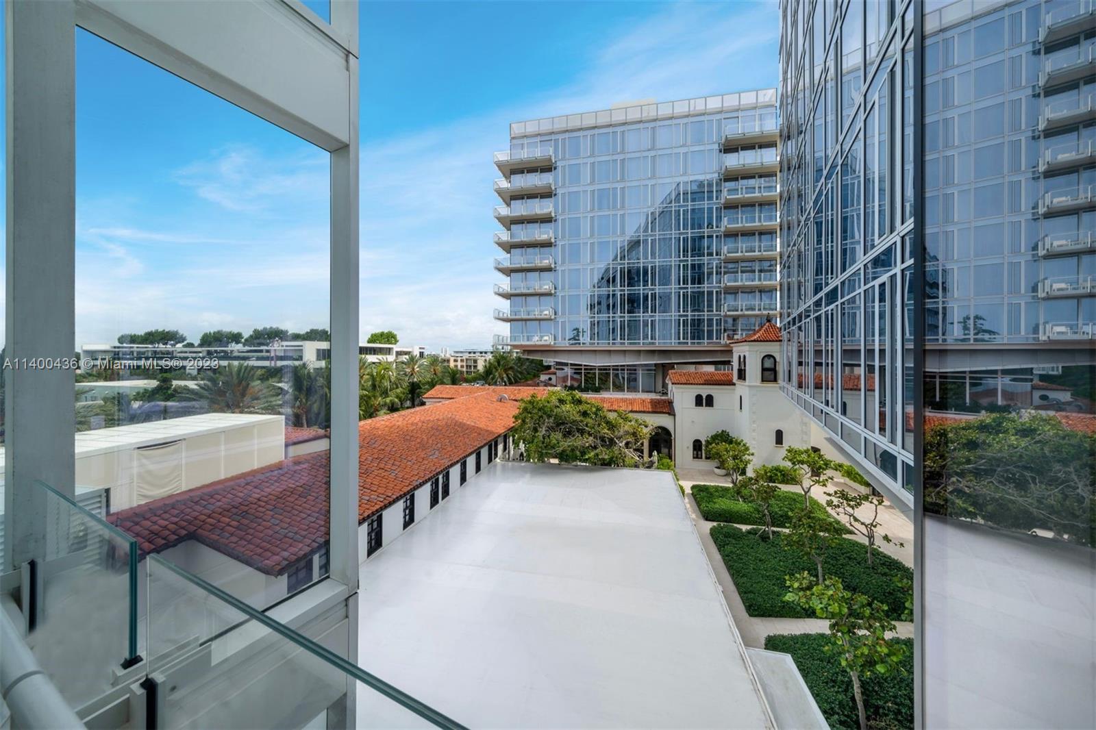 SURF CLUB CONDO - Residential