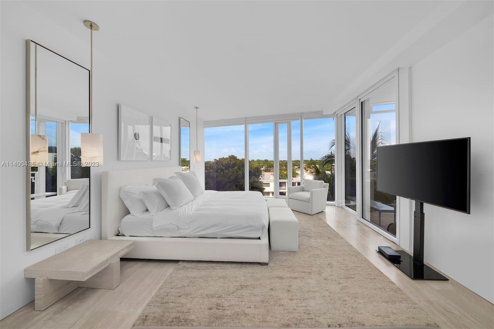 SURF CLUB CONDO - Residential