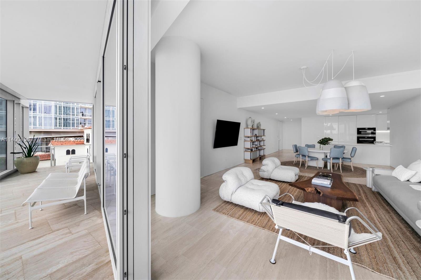 SURF CLUB CONDO - Residential