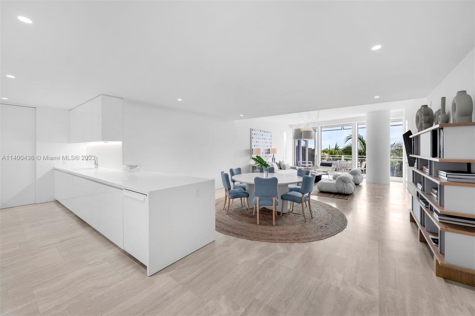 SURF CLUB CONDO - Residential