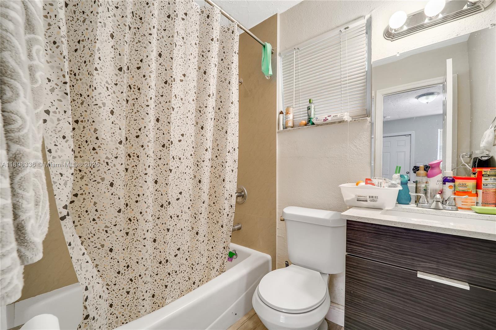 FRANKLIN PARK - Residential Income