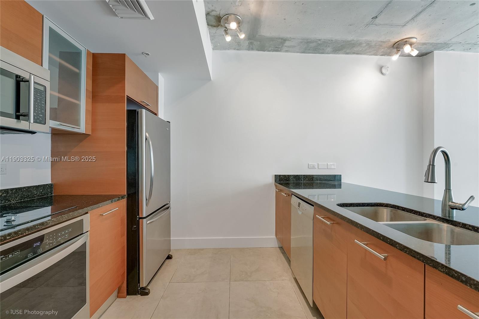 3451 NE 1st Ave M0808