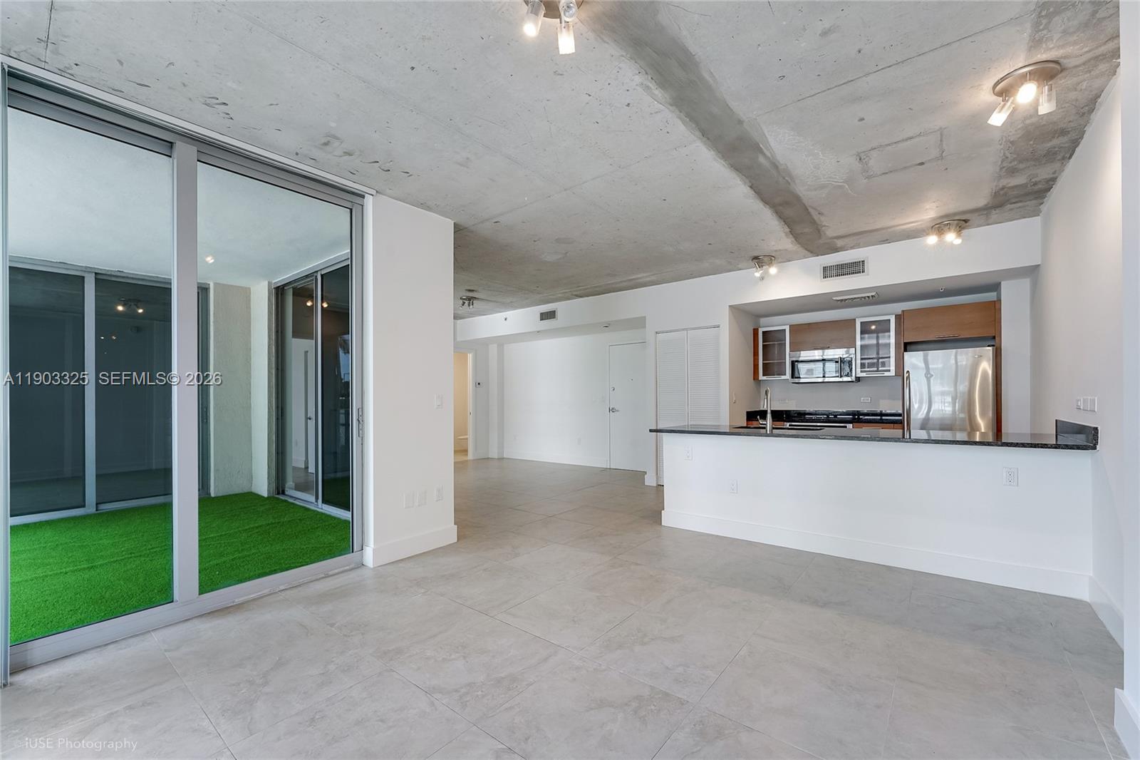 3451 NE 1st Ave M0808