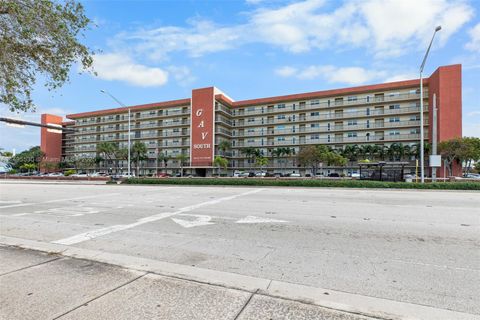 Photo of 2350 NE 14th St Causeway #505, Pompano Beach, FL 33062 (MLS # A11495530)