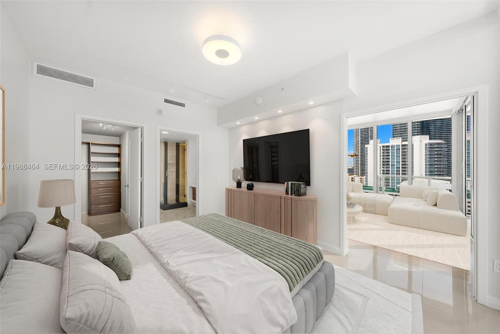 THE CRIMSON CONDO - Residential