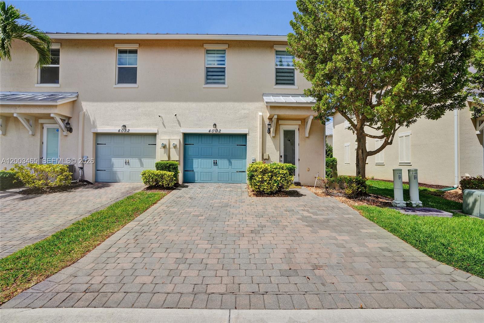 HILLCREST COUNTRY CLUB NO - Residential