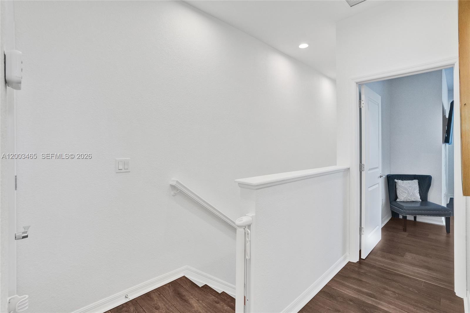 HILLCREST COUNTRY CLUB NO - Residential