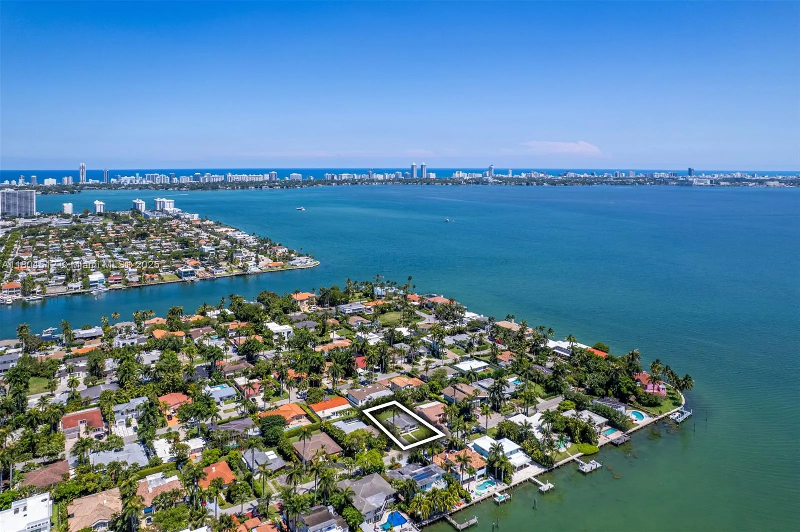 North Bay Village, Florida 33141, United States, ,Land,Pending,131782