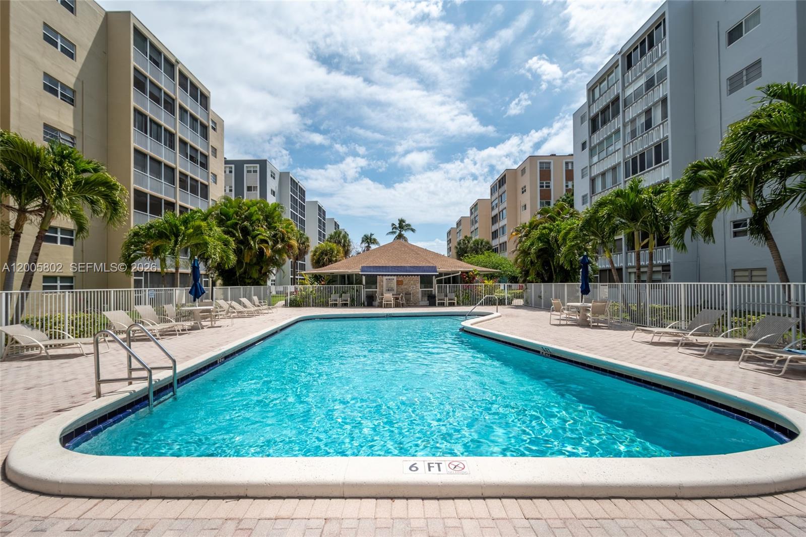 MEADOWBROOK TOWERS CONDO - Residential