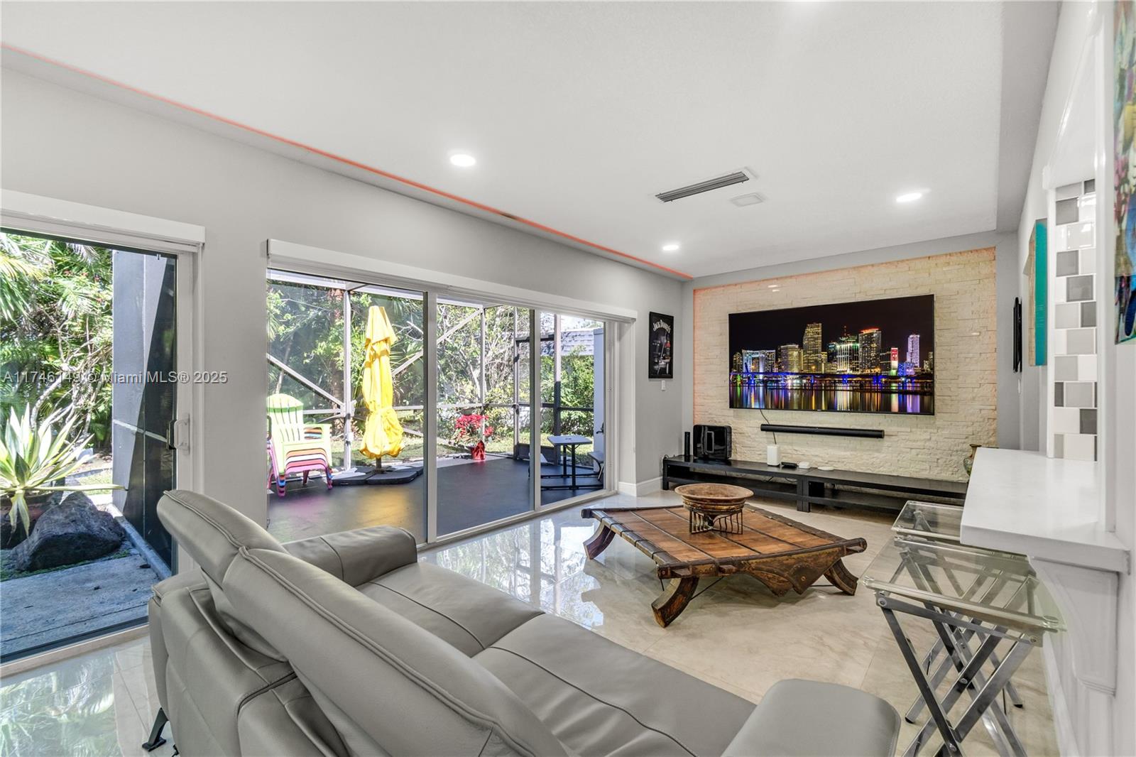 WOODLANDS SEC SEVEN - Residential