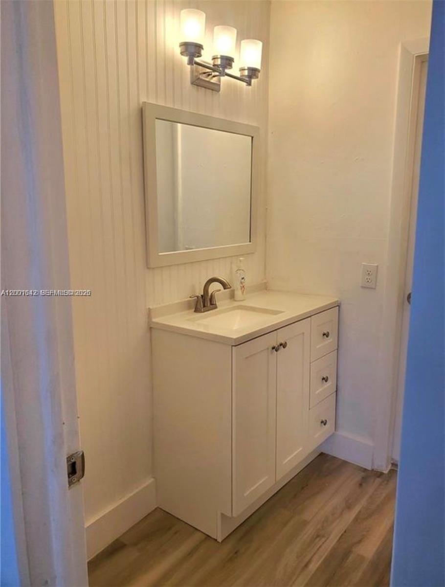 ALCALA PLAZA CONDO - Residential Lease