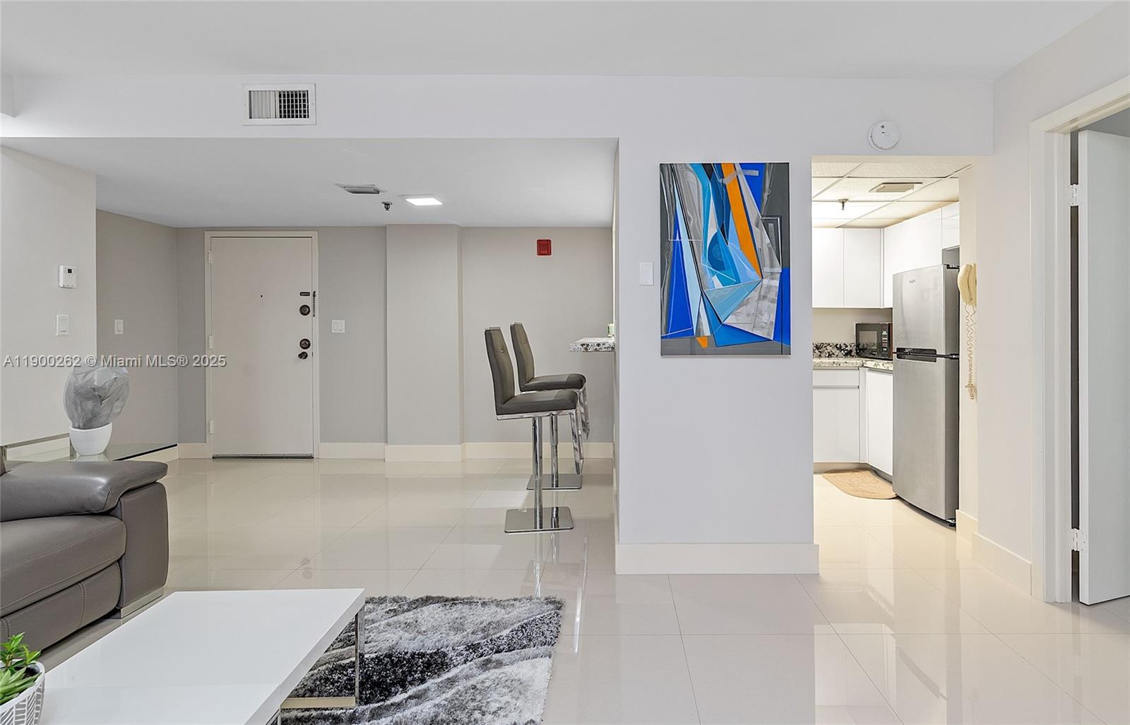 ARAGON TOWERS CONDO - Residential Lease