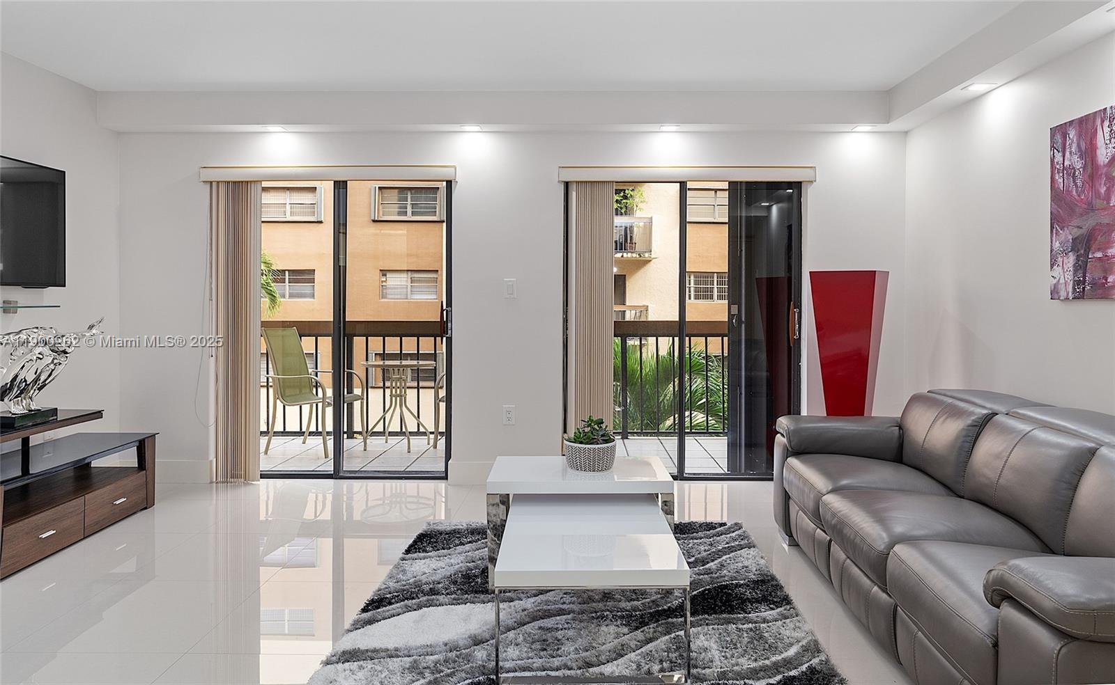 ARAGON TOWERS CONDO - Residential Lease