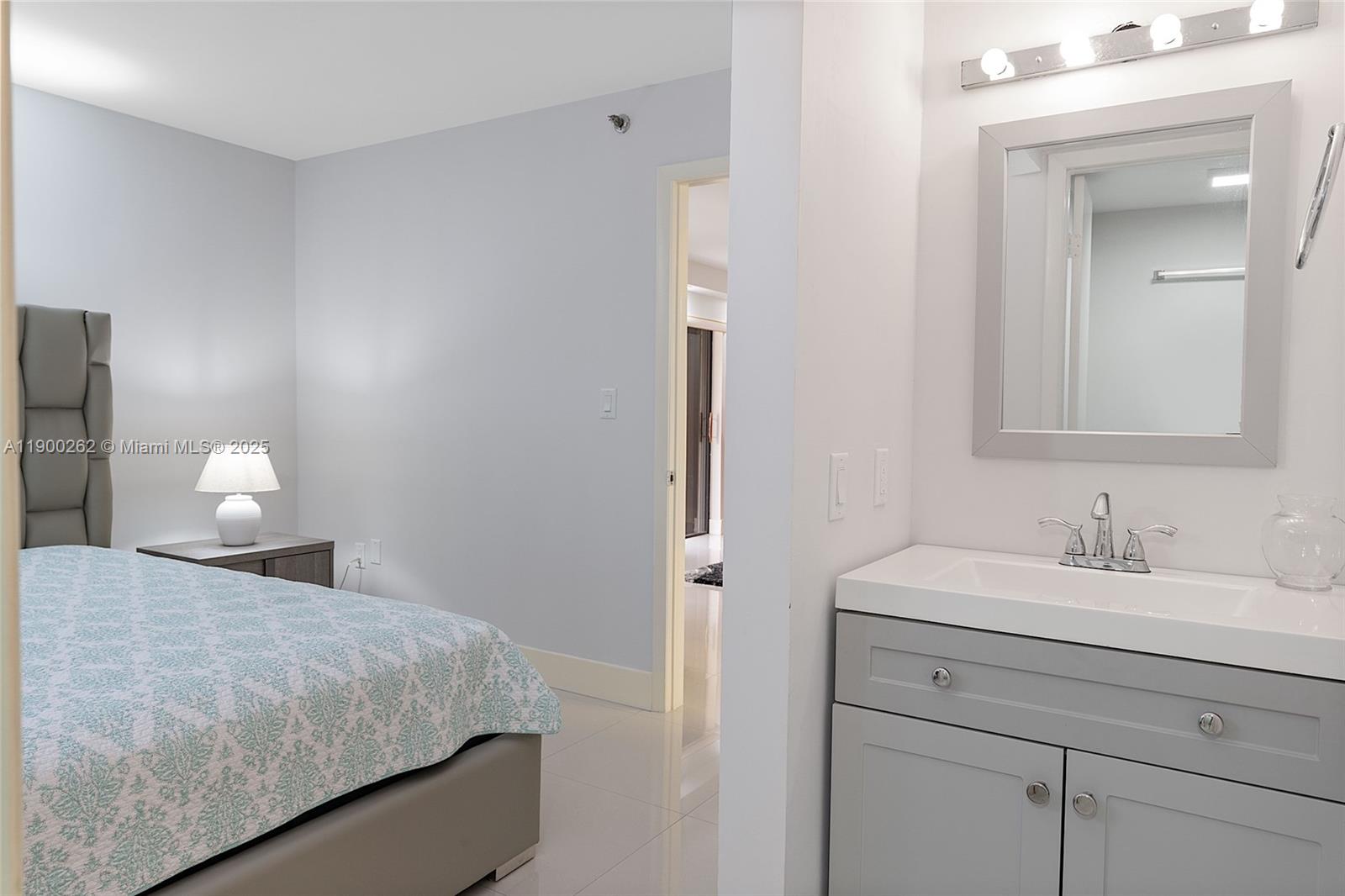 ARAGON TOWERS CONDO - Residential Lease