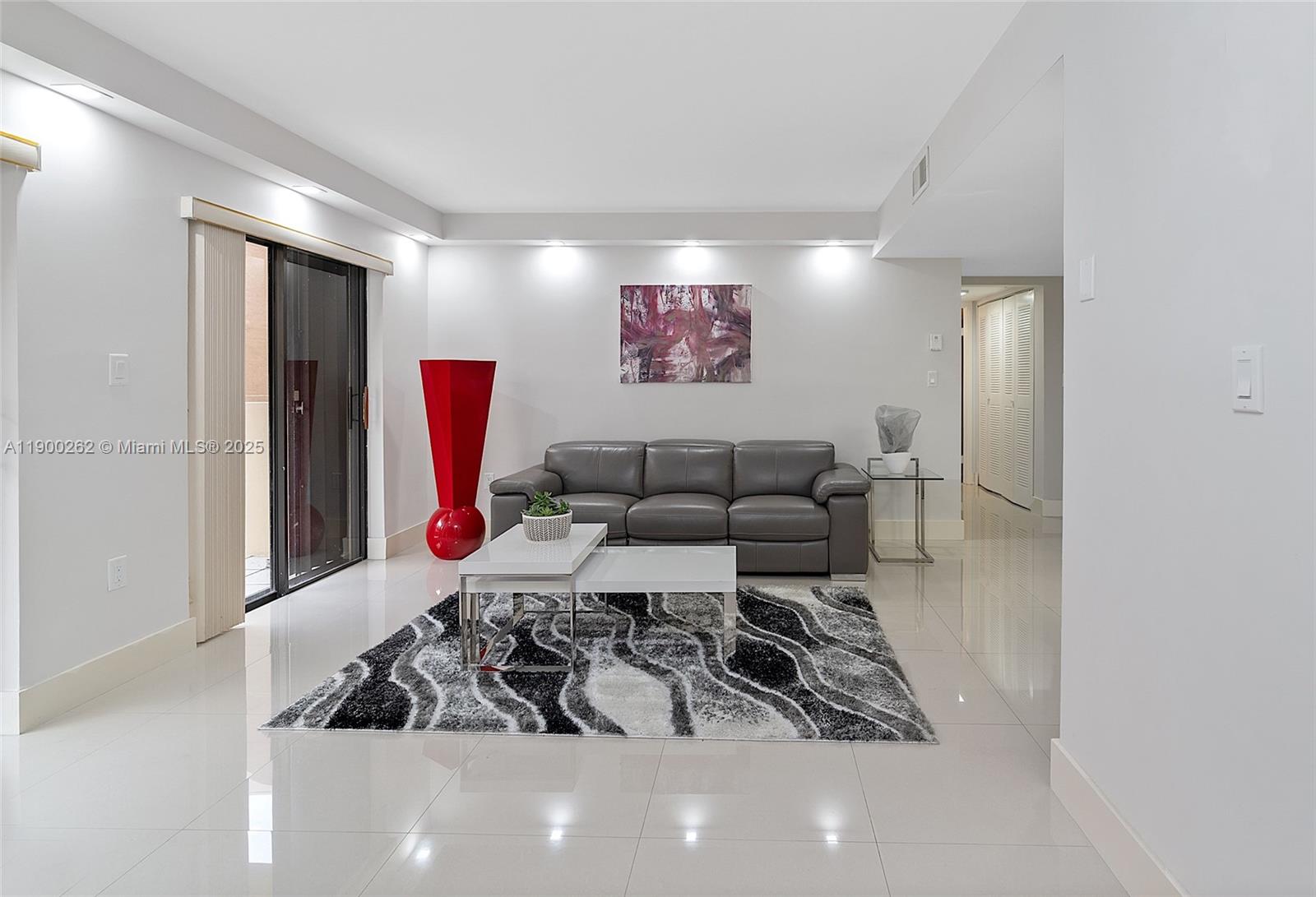 ARAGON TOWERS CONDO - Residential Lease