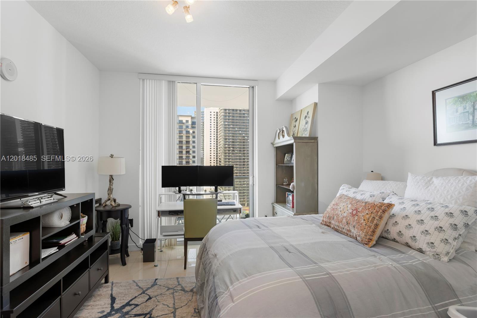 THE AXIS ON BRICKELL II C - Residential