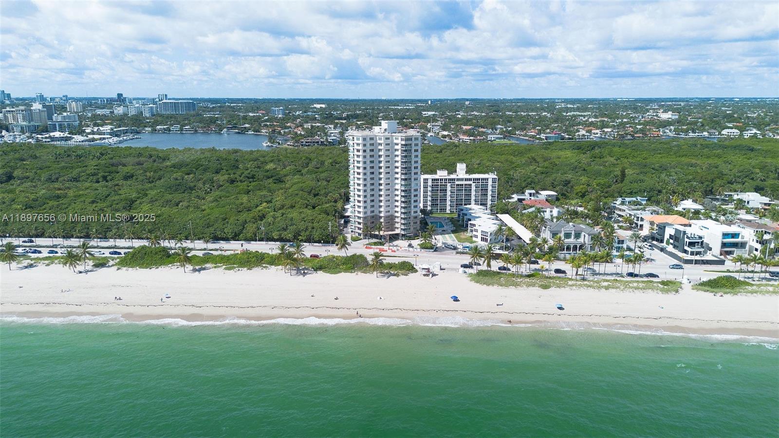 PARK TOWER CONDO - Residential