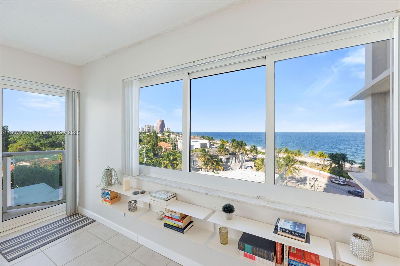 PARK TOWER CONDO - Residential