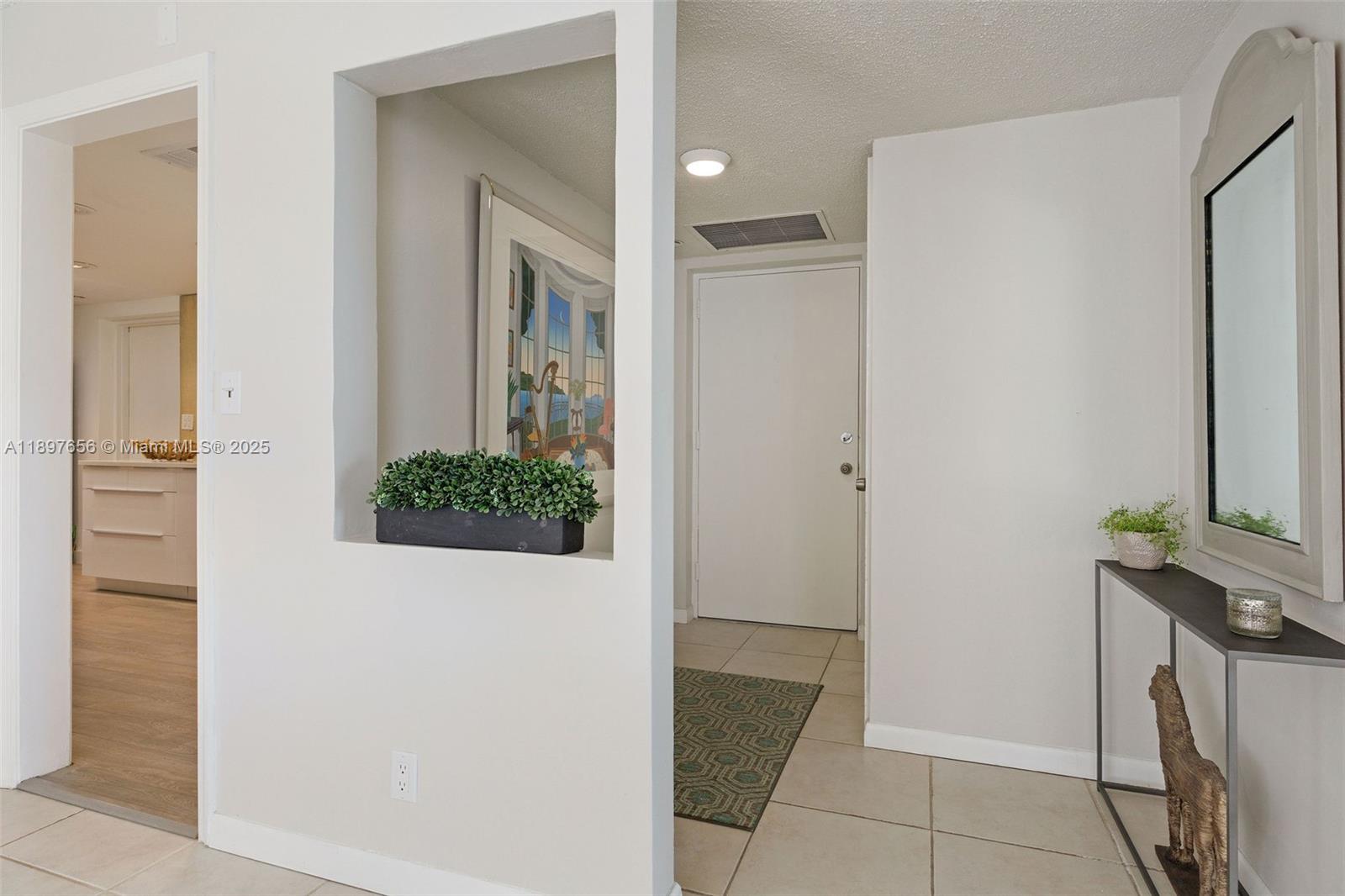 PARK TOWER CONDO - Residential