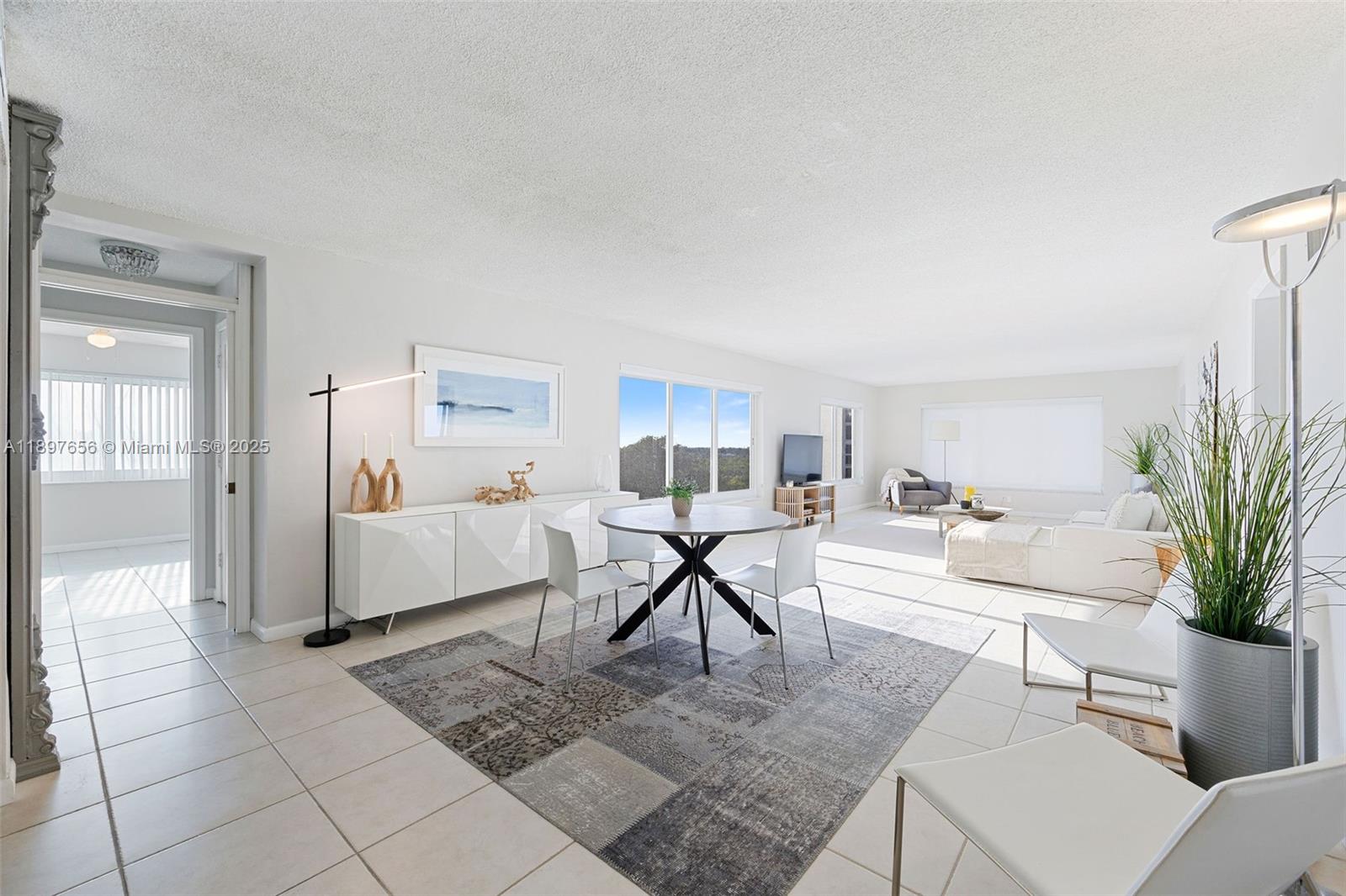 PARK TOWER CONDO - Residential